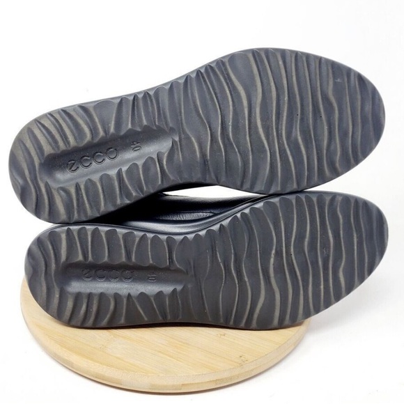 ECCO Aquet Black Leather Sneakers Women’s US 9 Danish Design Comfort Shoes - Picture 8 of 11